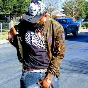 Meet your Posher, Sergio ser boss